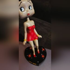 Betty Boop Red and Black Heart-Shaped Base Figurine